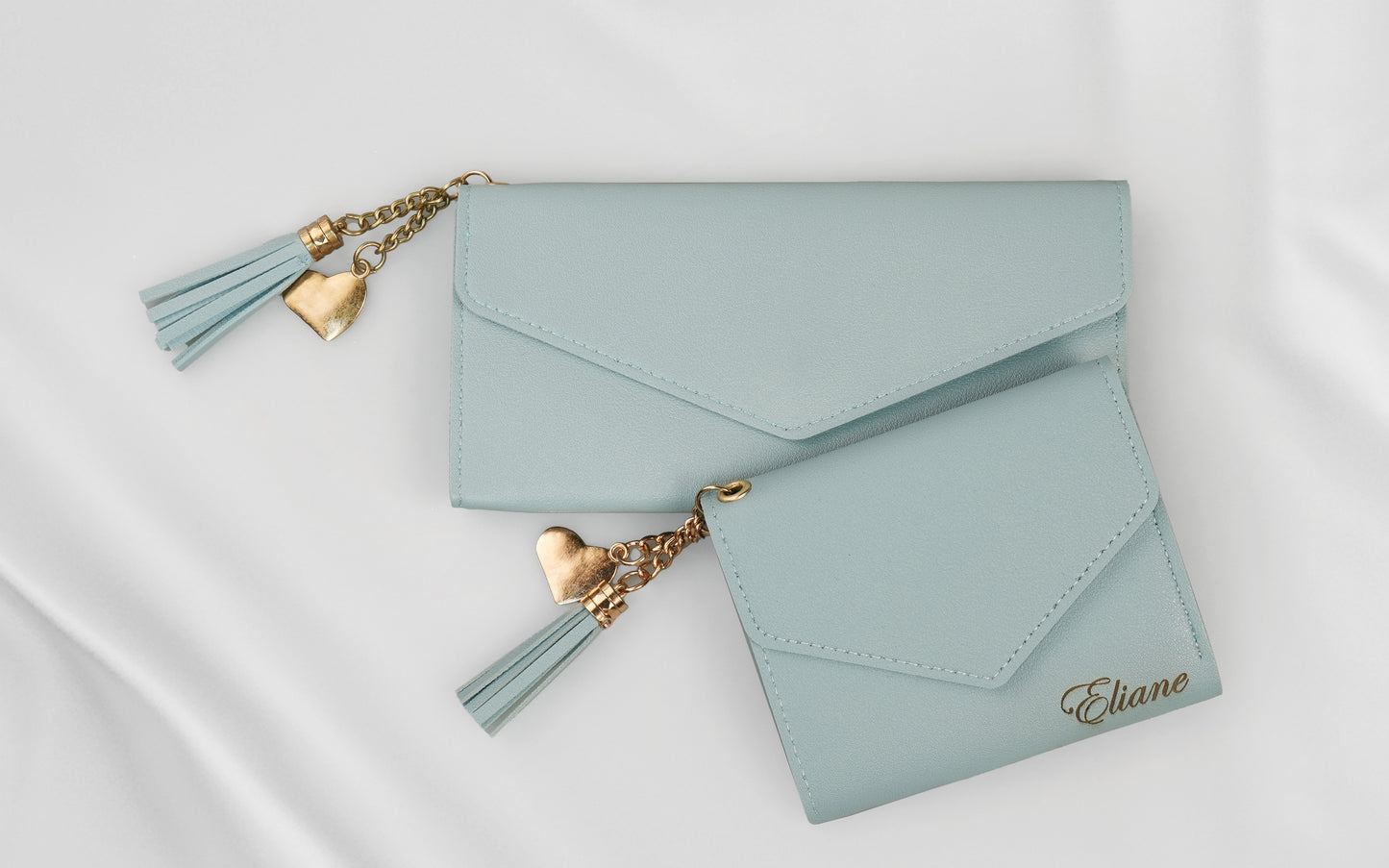 Duo Victoria Wallets